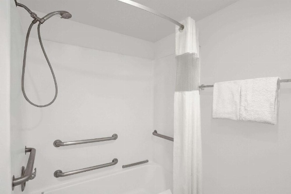 Travelodge by Wyndham Cedar City image 19