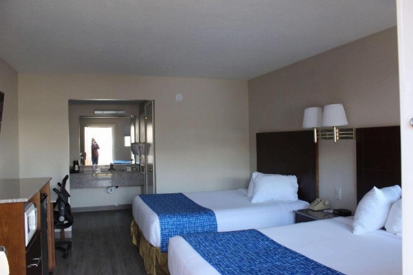 Travelodge by Wyndham Cedar City image 27