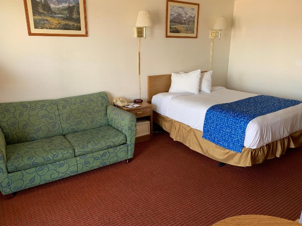 Travelodge by Wyndham Cedar City image 5